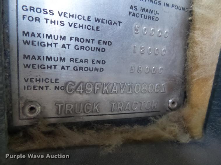 image for item DC4558 1980 GMC Bison semi truck