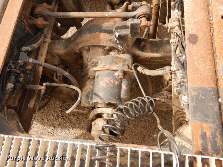 image for item DC8696 2002 Mack CH613 MaxiCruise semi truck