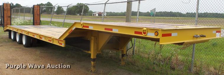 image for item DD2344 2005 Kaufman R35 drop deck equipment trailer