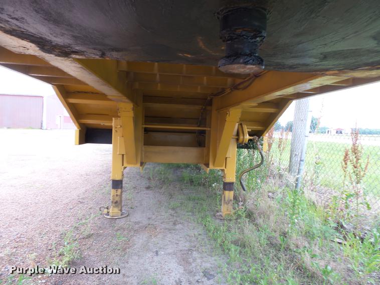 image for item DD2344 2005 Kaufman R35 drop deck equipment trailer