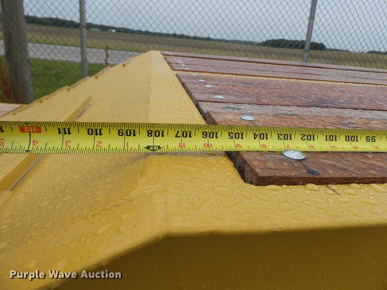 image for item DD2344 2005 Kaufman R35 drop deck equipment trailer