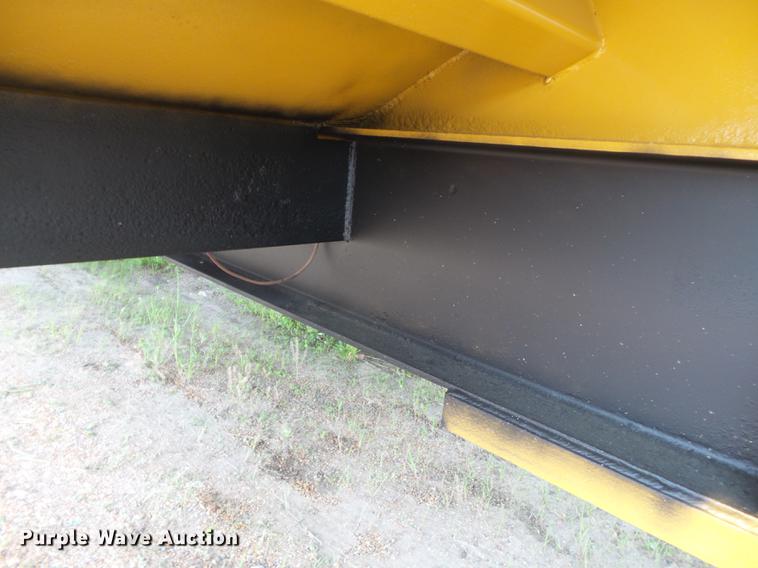 image for item DD2344 2005 Kaufman R35 drop deck equipment trailer
