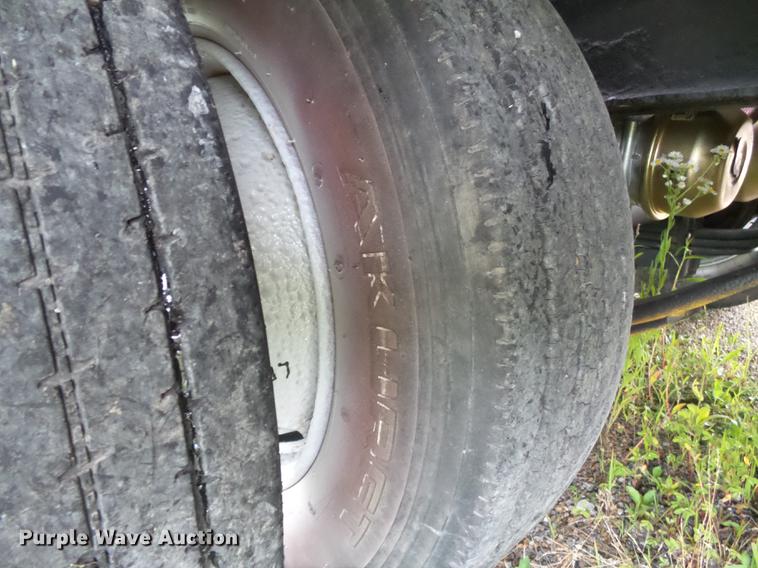 image for item DD2344 2005 Kaufman R35 drop deck equipment trailer