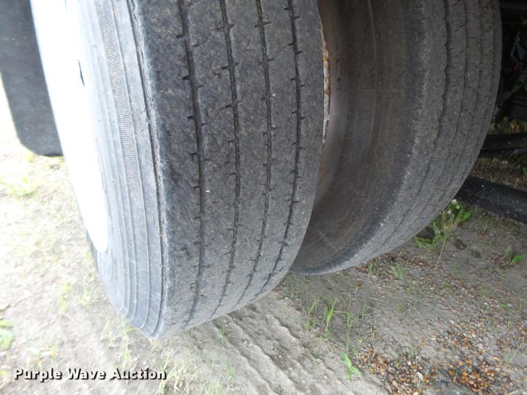 image for item DD2344 2005 Kaufman R35 drop deck equipment trailer