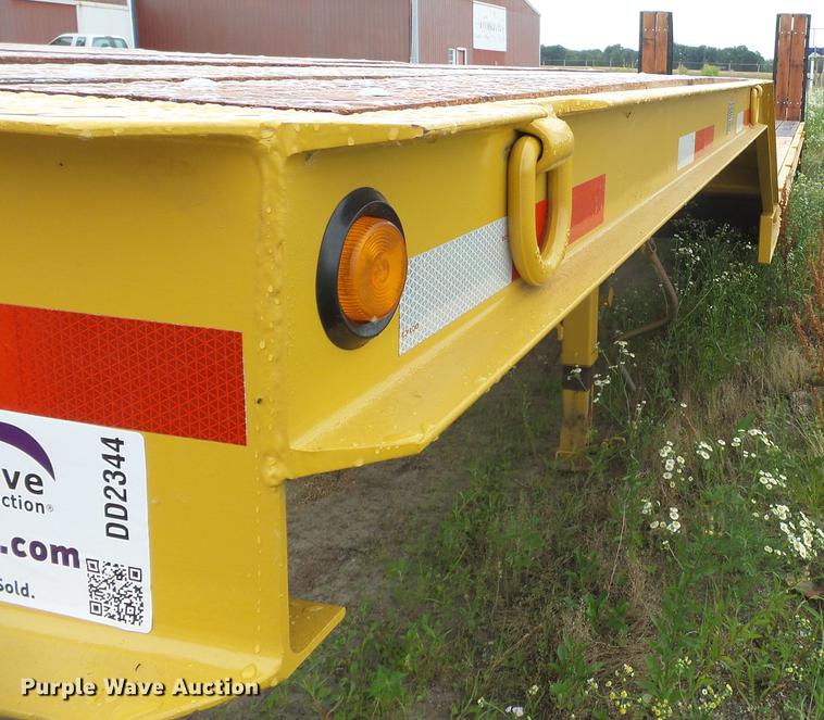 image for item DD2344 2005 Kaufman R35 drop deck equipment trailer