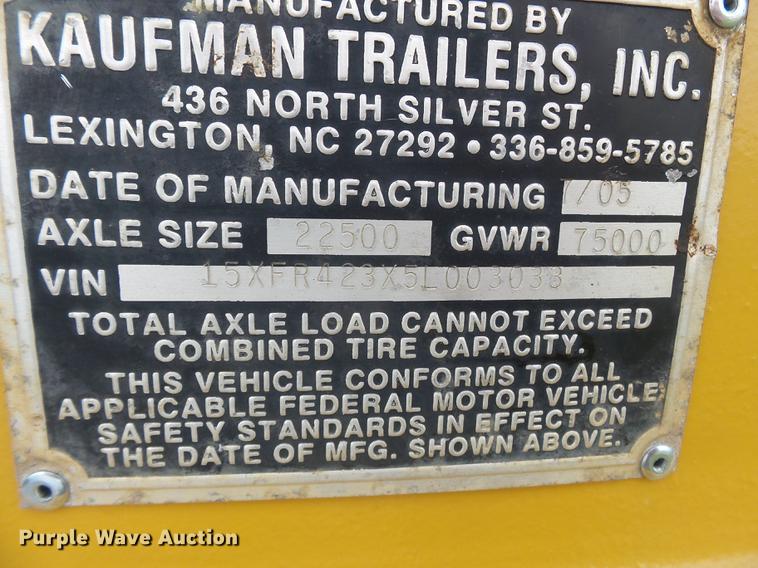 image for item DD2344 2005 Kaufman R35 drop deck equipment trailer