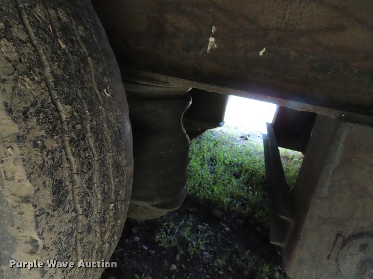 image for item DD6166 2004 XL 70 lowboy equipment trailer