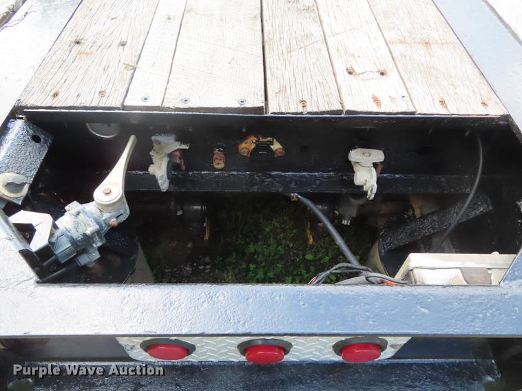 image for item DD6166 2004 XL 70 lowboy equipment trailer