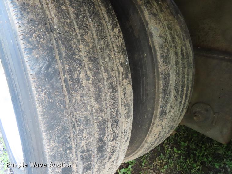 image for item DD6166 2004 XL 70 lowboy equipment trailer