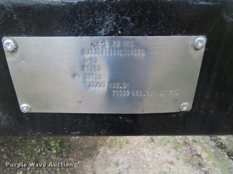 image for item DD6166 2004 XL 70 lowboy equipment trailer