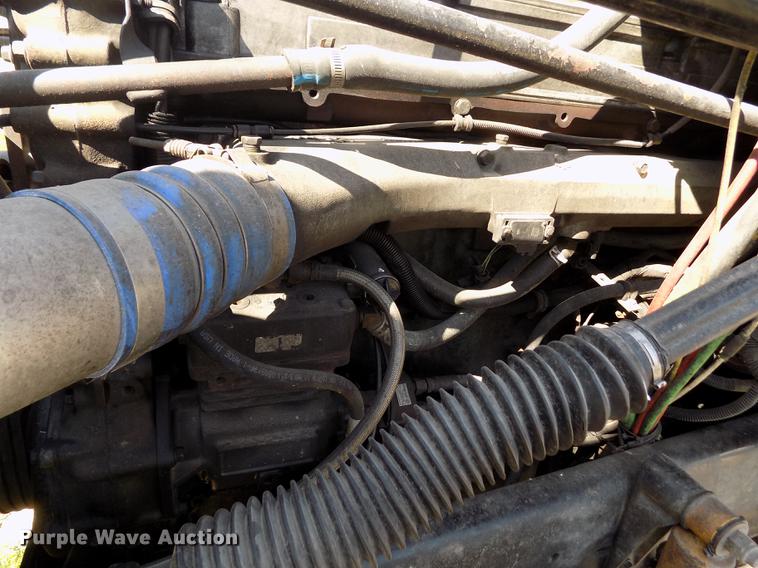 image for item DE1181 1997 Freightliner Century Class semi truck