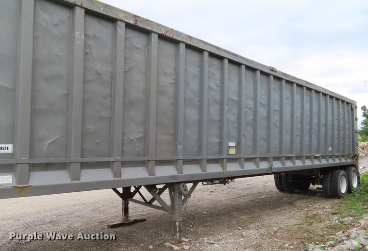 image for item DE3550 2005 Manac walking floor trailer