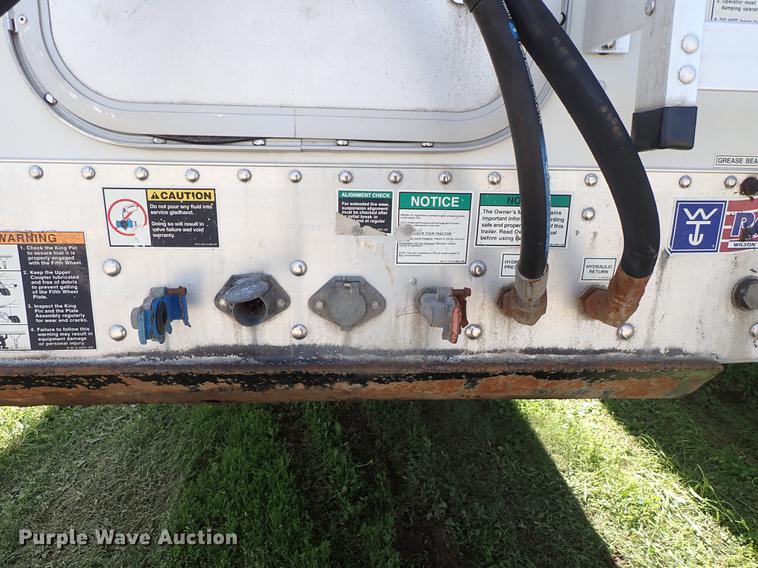 image for item DE5356 2008 Wilson DWBT-600 belt trailer