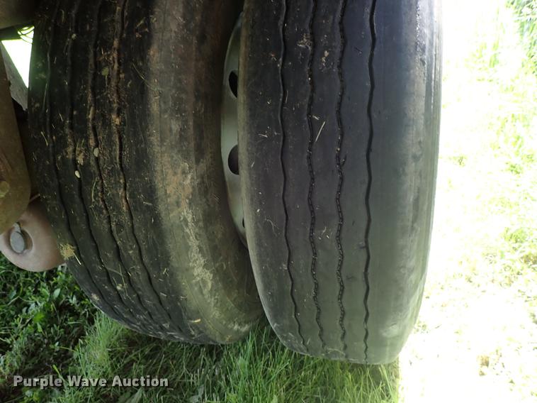 image for item DE5356 2008 Wilson DWBT-600 belt trailer