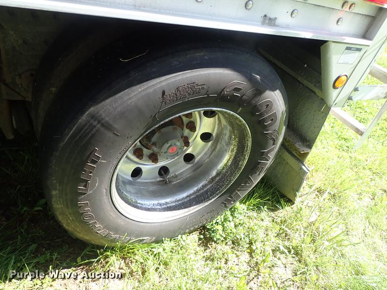 image for item DE5356 2008 Wilson DWBT-600 belt trailer