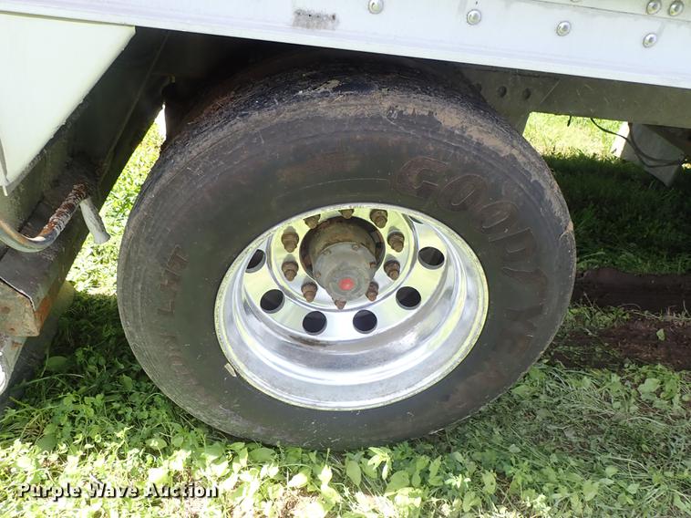 image for item DE5356 2008 Wilson DWBT-600 belt trailer