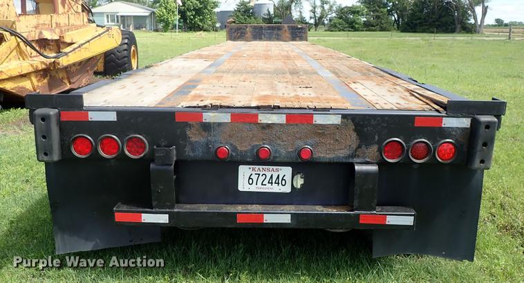image for item DE5375 2003 Transcraft drop deck trailer