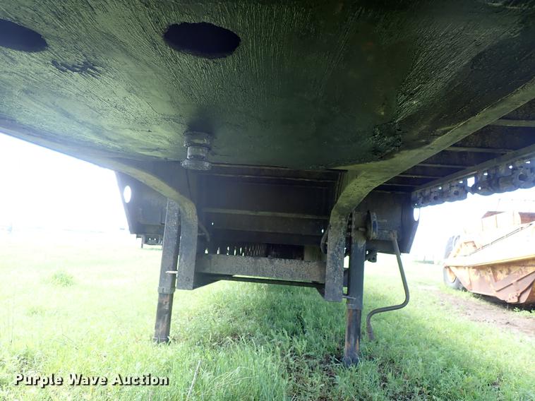 image for item DE5375 2003 Transcraft drop deck trailer