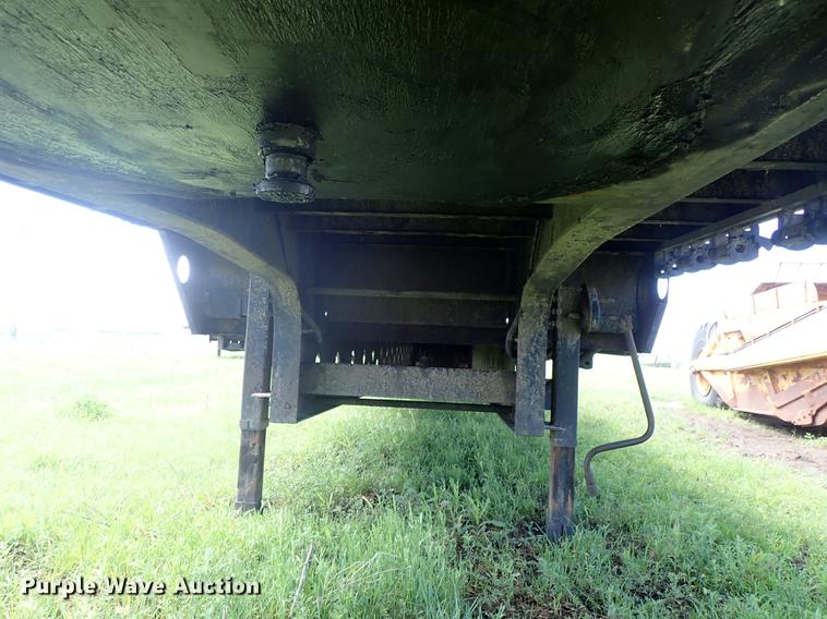 image for item DE5375 2003 Transcraft drop deck trailer