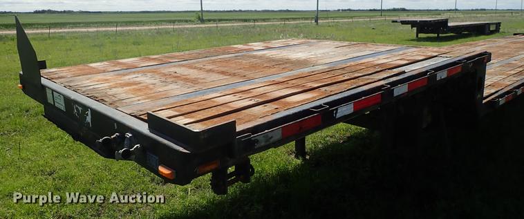 image for item DE5375 2003 Transcraft drop deck trailer