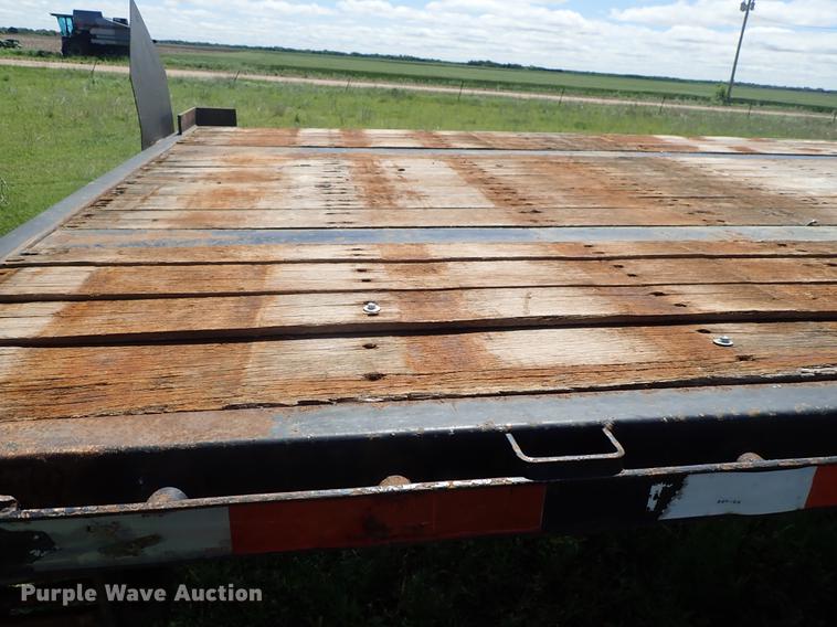 image for item DE5375 2003 Transcraft drop deck trailer
