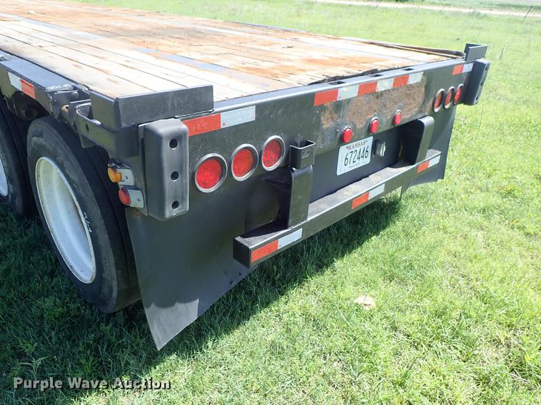 image for item DE5375 2003 Transcraft drop deck trailer