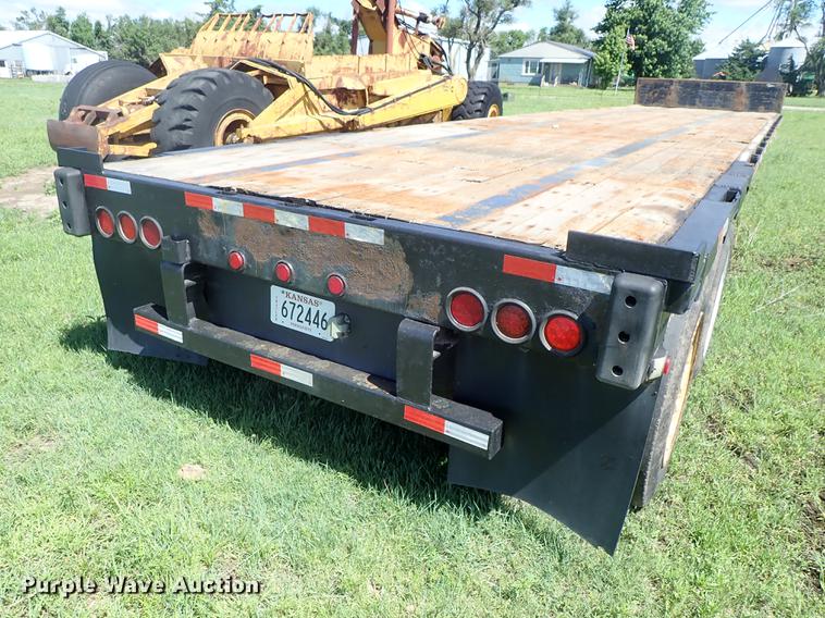 image for item DE5375 2003 Transcraft drop deck trailer