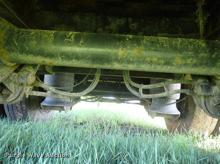 image for item DE5375 2003 Transcraft drop deck trailer