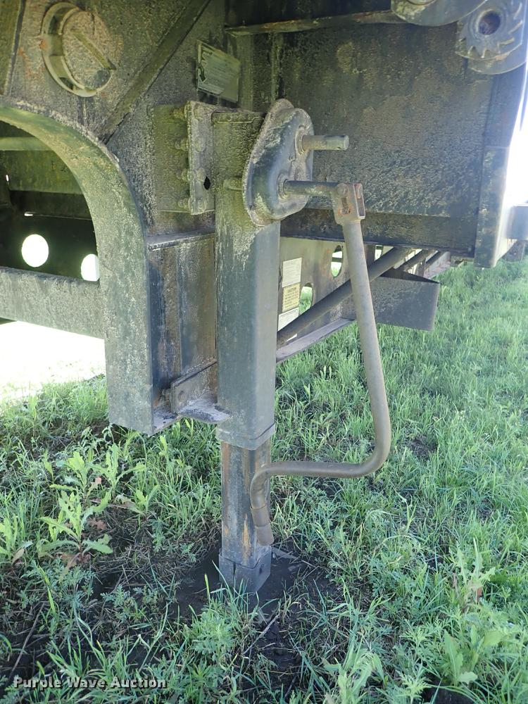 image for item DE5375 2003 Transcraft drop deck trailer