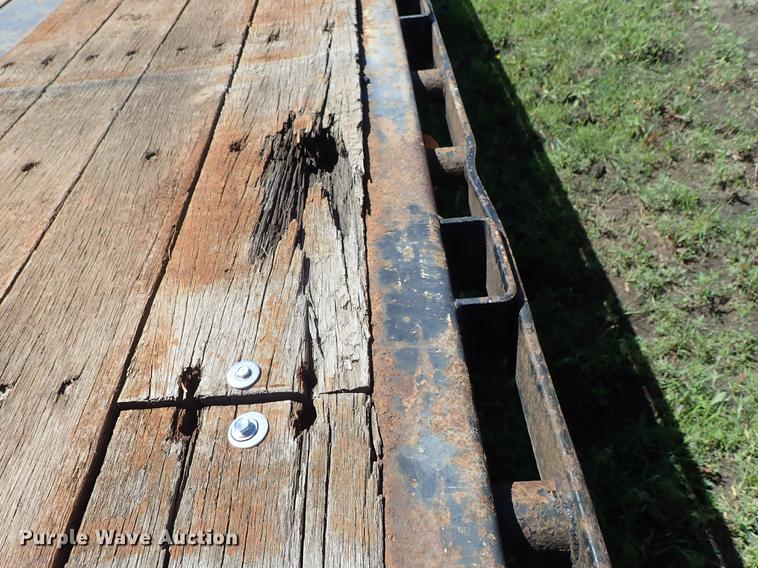 image for item DE5375 2003 Transcraft drop deck trailer