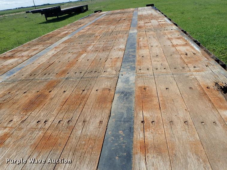 image for item DE5375 2003 Transcraft drop deck trailer