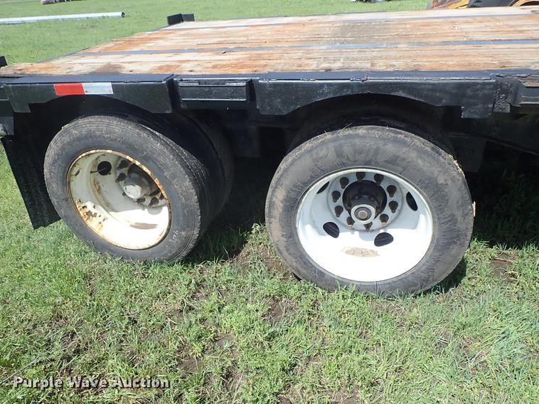 image for item DE5375 2003 Transcraft drop deck trailer