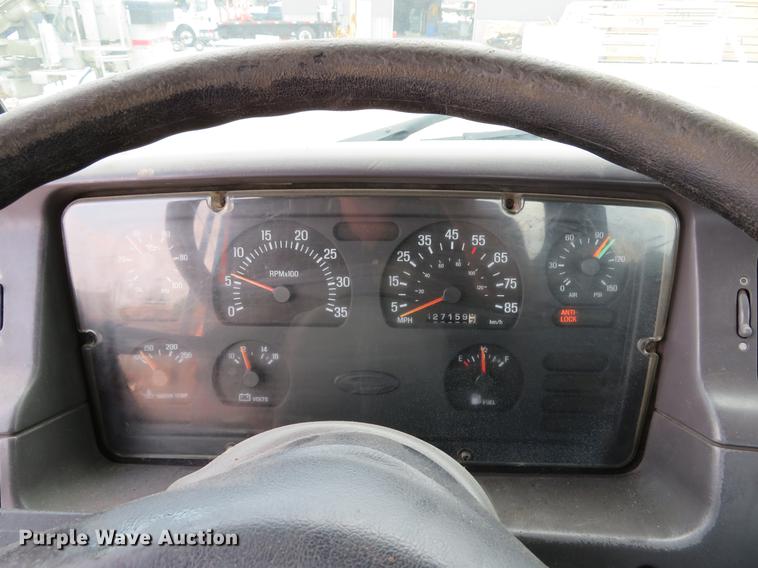 image for item DE8094 2000 Sterling A-Line semi truck