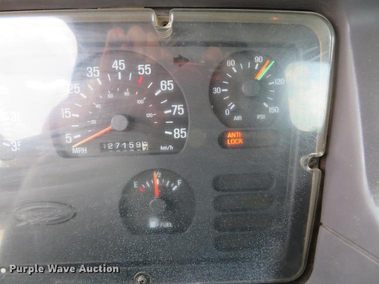 image for item DE8094 2000 Sterling A-Line semi truck