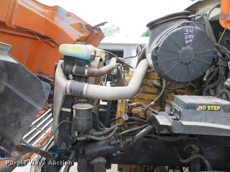 image for item DE8094 2000 Sterling A-Line semi truck