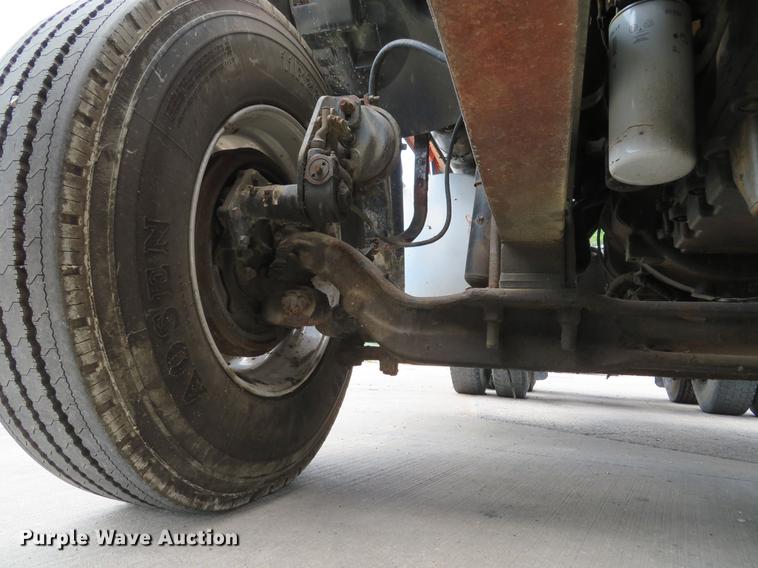 image for item DE8094 2000 Sterling A-Line semi truck