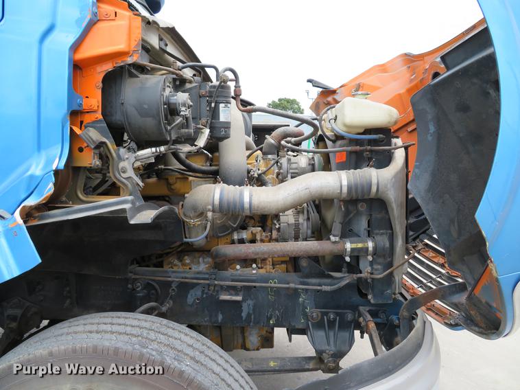 image for item DE8094 2000 Sterling A-Line semi truck