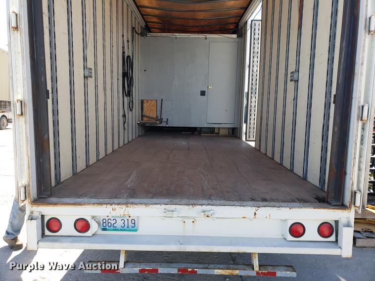 image for item DF2474 1994 Kentucky toy hauler trailer