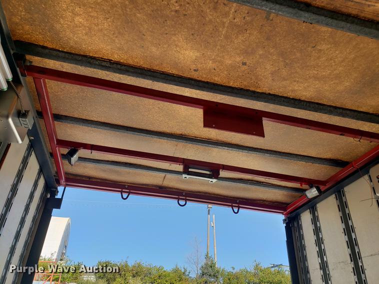 image for item DF2474 1994 Kentucky toy hauler trailer