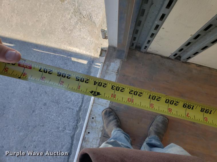 image for item DF2474 1994 Kentucky toy hauler trailer