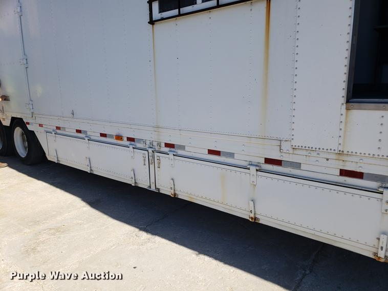 image for item DF2474 1994 Kentucky toy hauler trailer