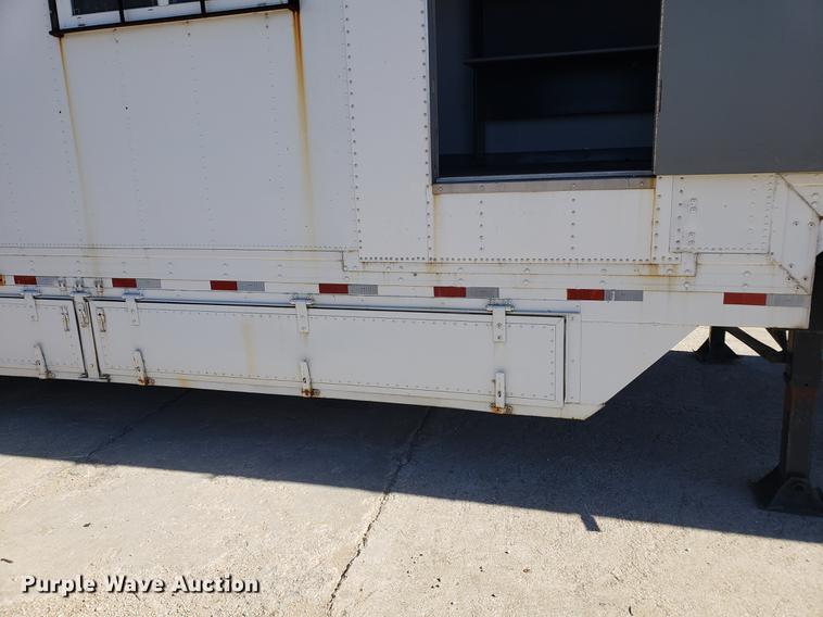 image for item DF2474 1994 Kentucky toy hauler trailer