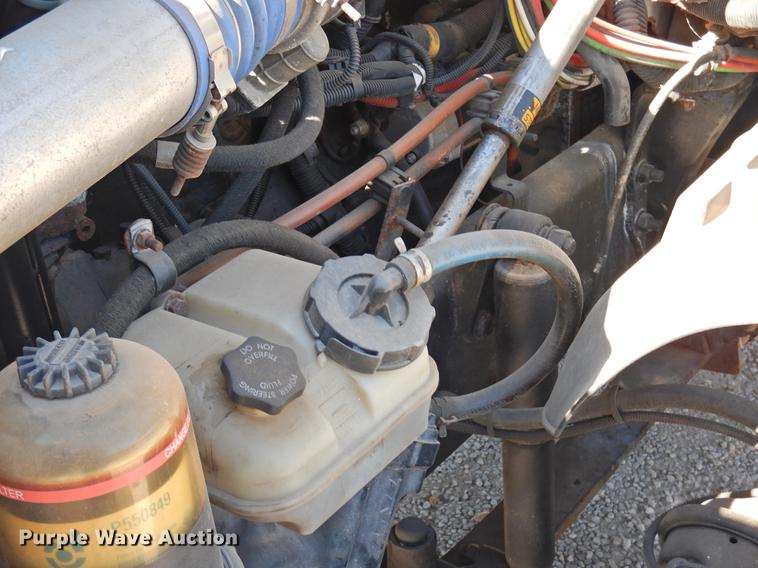 image for item DF2547 2009 Freightliner CL120 semi truck