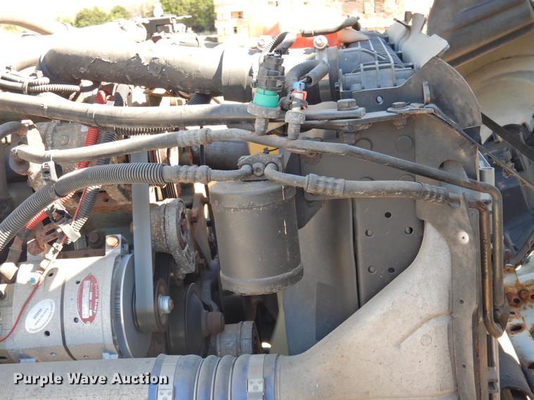 image for item DF2547 2009 Freightliner CL120 semi truck