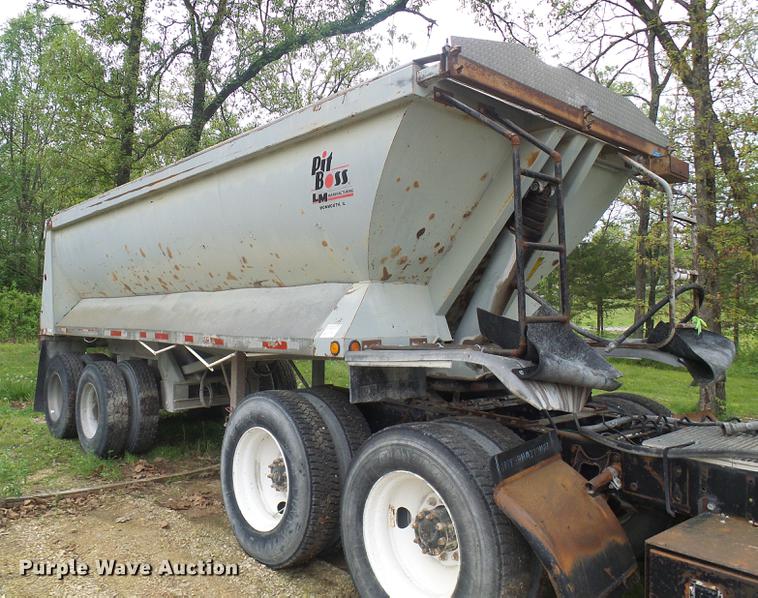 image for item DF7235 2001 L&M TA230F96AR end dump trailer