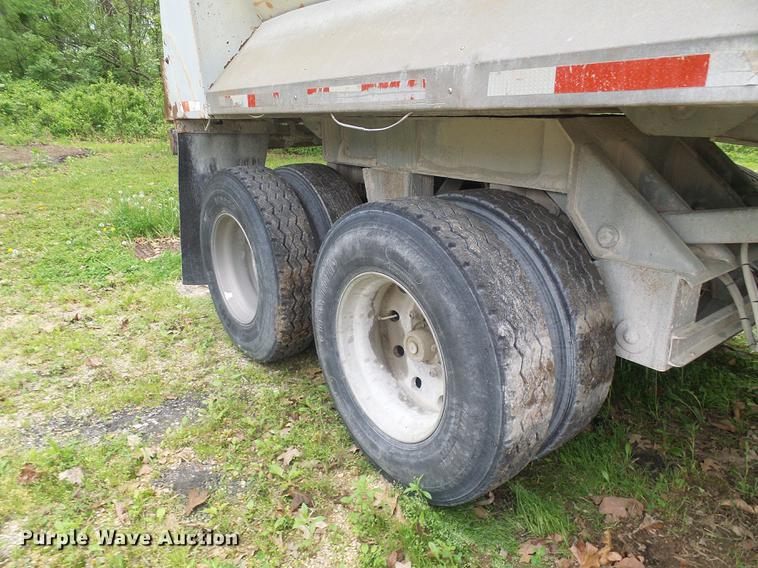 image for item DF7235 2001 L&M TA230F96AR end dump trailer