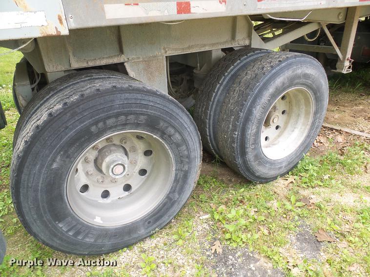 image for item DF7235 2001 L&M TA230F96AR end dump trailer
