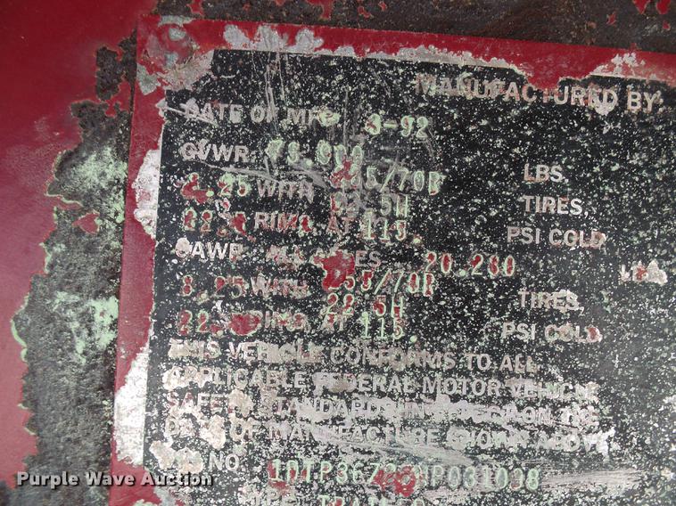 image for item DF7329 1992 Dorsey drop deck trailer