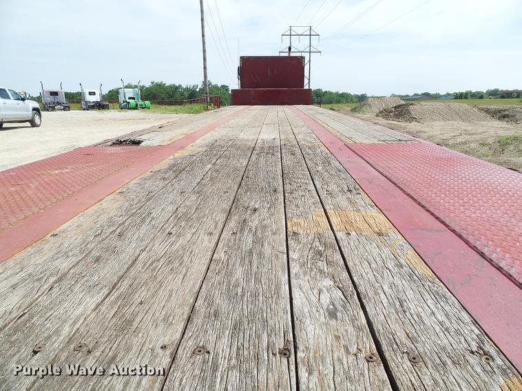 image for item DF7329 1992 Dorsey drop deck trailer