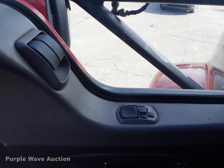 image for item DF8750 2013 Kenworth T660 semi truck